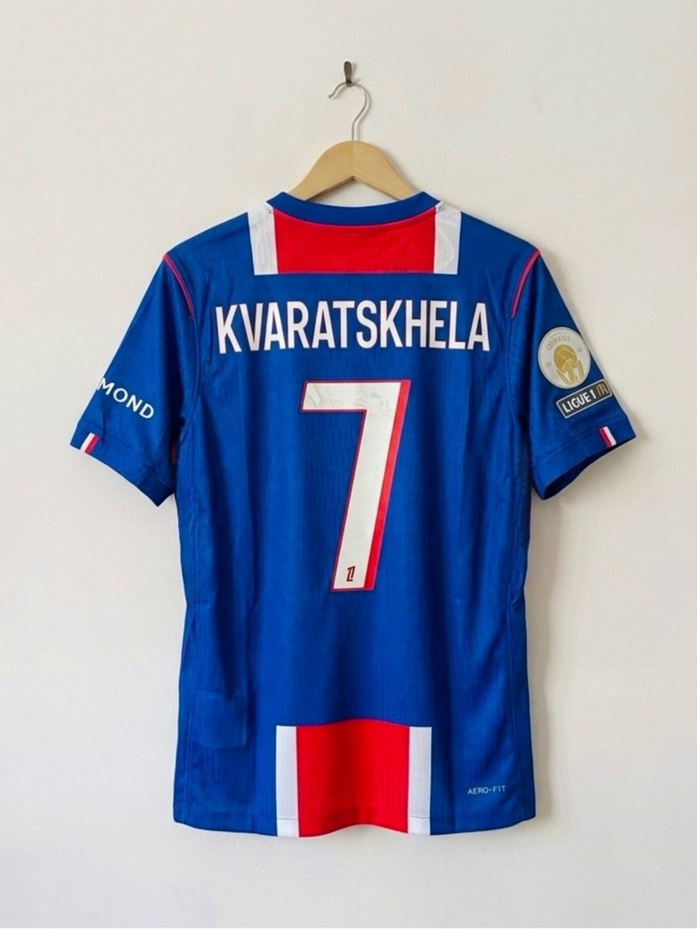 Kvaratskhelia #7 PSG Paris Home Jersey 26/27 Size Medium